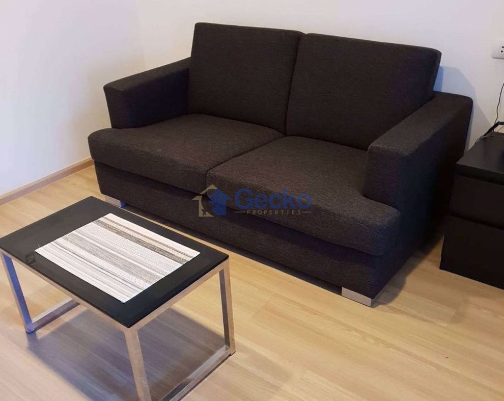 Studio Condo in The Grass South Pattaya C009720 (Photo 3)