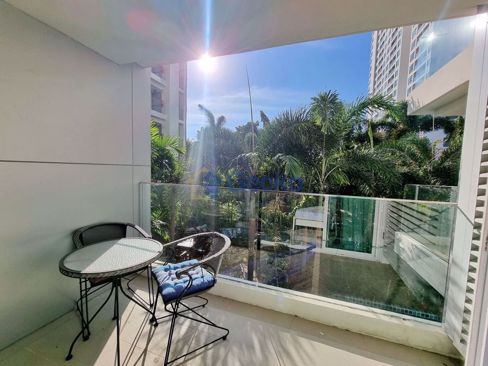 Studio Condo in Sunset Boulevard 1 Pratumnak C009724 (Photo 1)