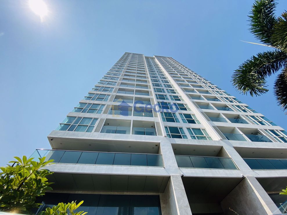 1 ห้องนอน คอนโดมิเนี่ยม in Sky Residences พระตำหนัก C009741 (Photo 1)