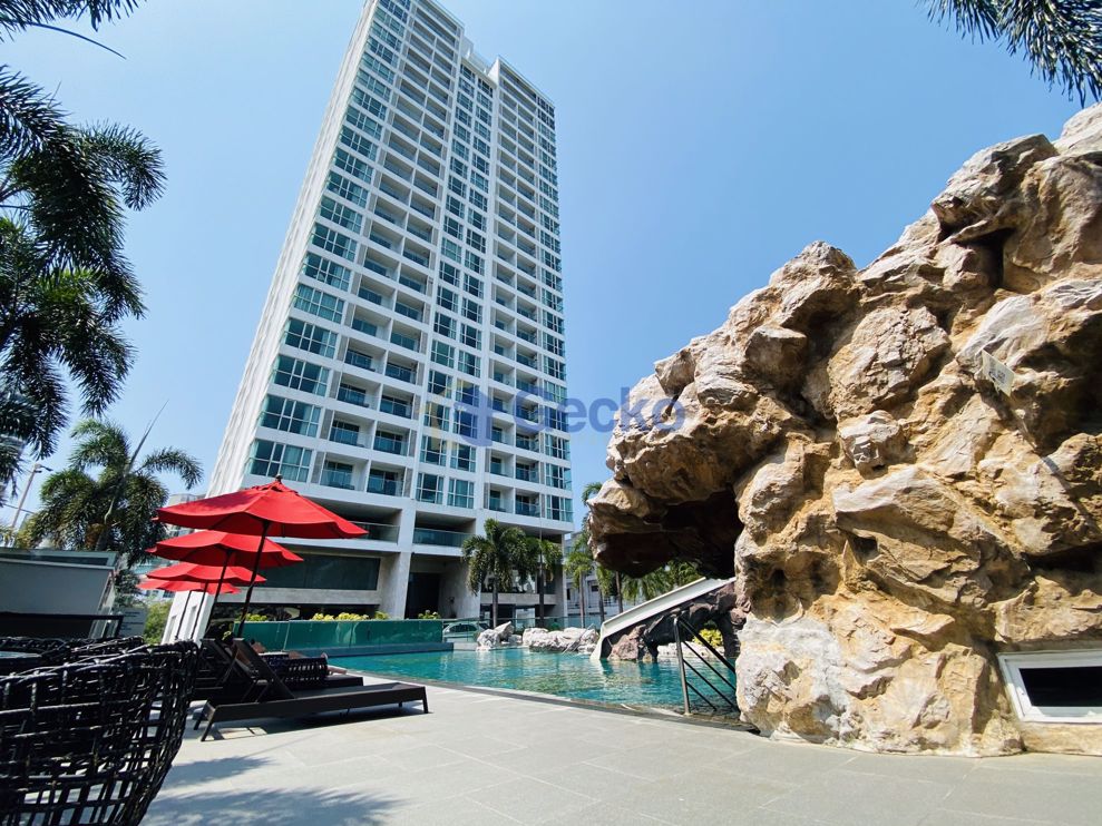 1 ห้องนอน คอนโดมิเนี่ยม in Sky Residences พระตำหนัก C009741 (Photo 3)