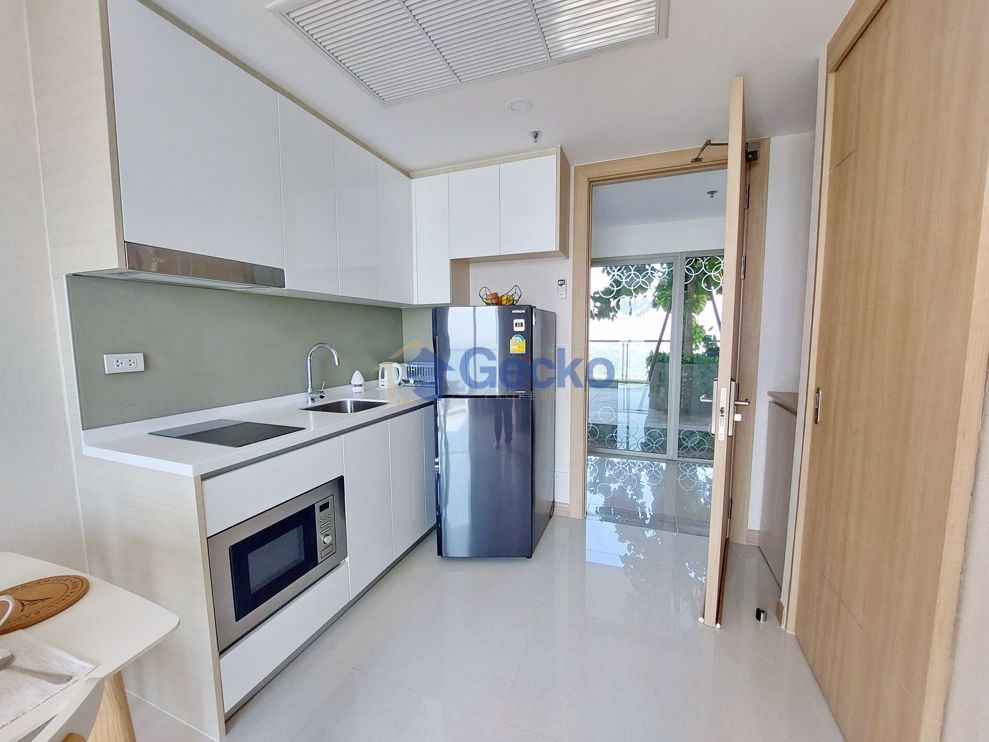 1 Bedroom Condo in The Riviera Jomtien Jomtien C009743 (Photo 4)