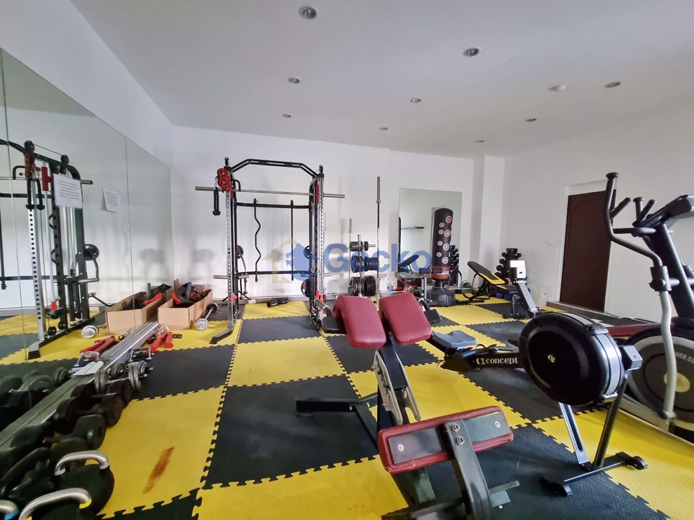 The Club House Residence (Photo 2)