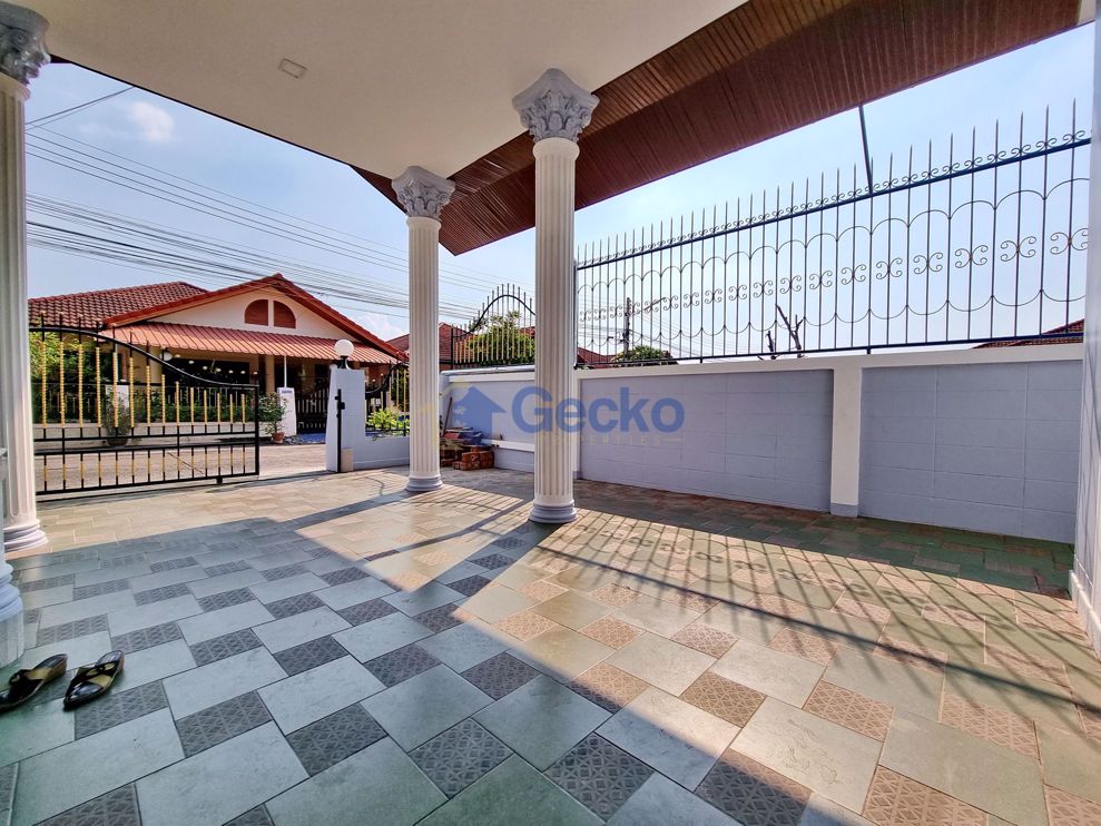 3 ห้องนอน บ้าน in Eakmongkol 3  พัทยาตะวันออก H009755 (Photo 4)