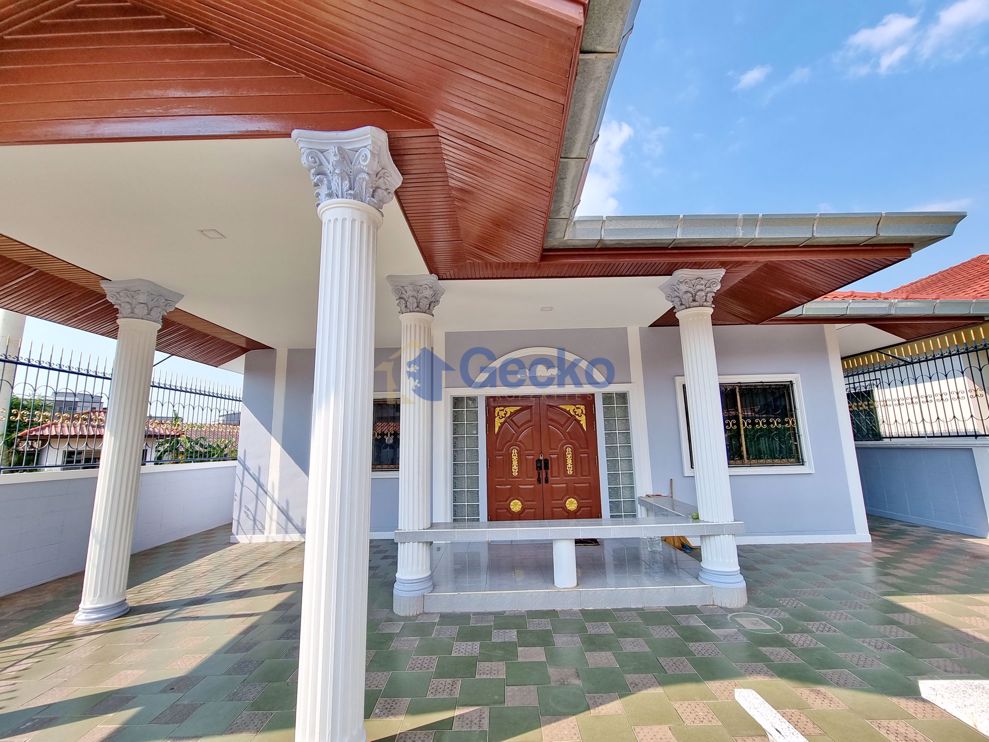3 ห้องนอน บ้าน in Eakmongkol 3  พัทยาตะวันออก H009755 (Photo 2)