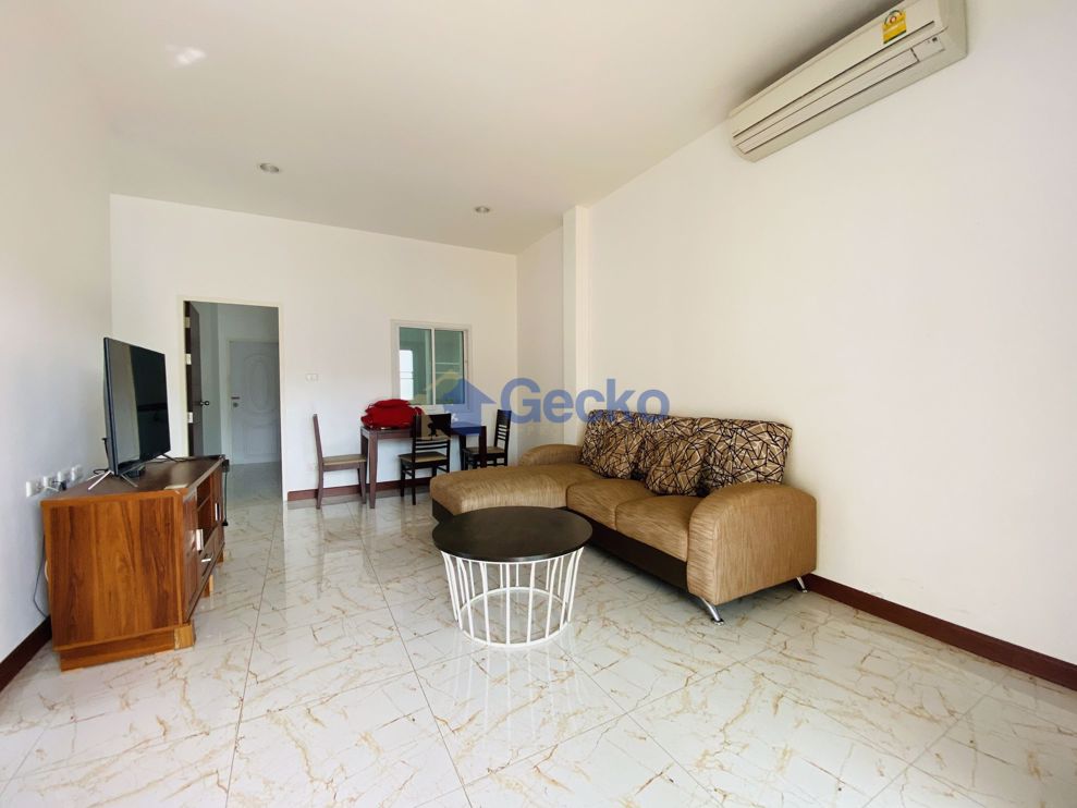 2 ห้องนอน บ้าน in บ้านคูณสุข 2   บางเสร่ H008988 (Photo 2)