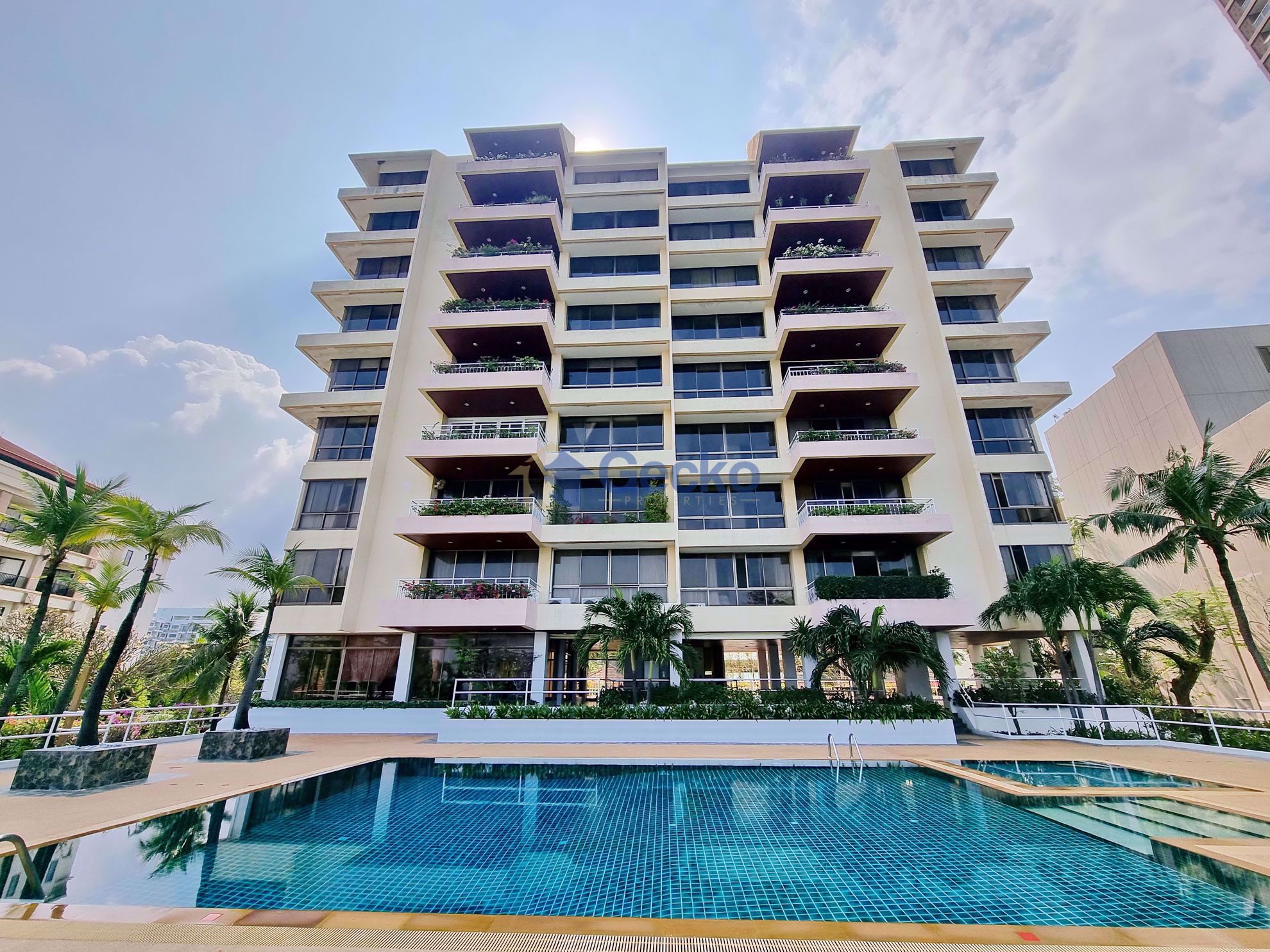 Garden Cliff Condominium 2