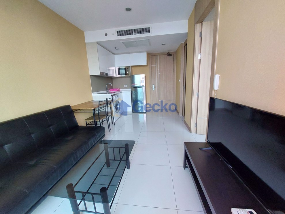 1 ห้องนอน คอนโดมิเนี่ยม in The Riviera Wongamat วงศ์อมาตย์ C009798 (Photo 1)