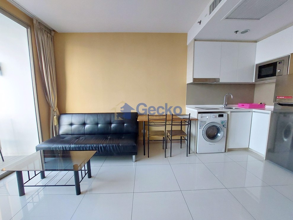 1 ห้องนอน คอนโดมิเนี่ยม in The Riviera Wongamat วงศ์อมาตย์ C009798 (Photo 2)