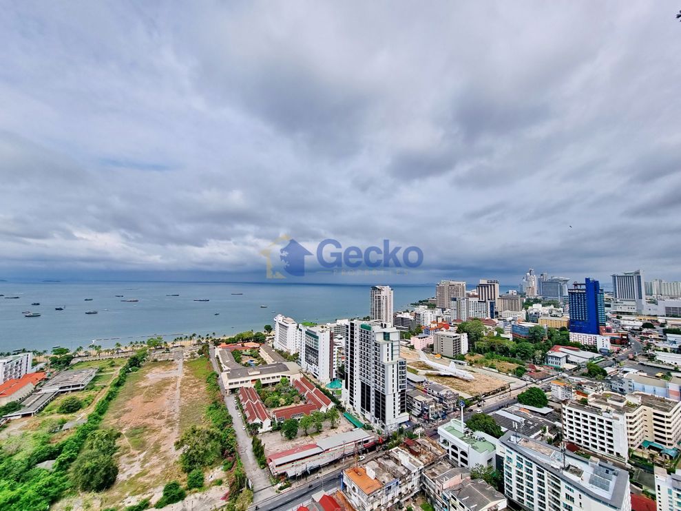 1 ห้องนอน คอนโดมิเนี่ยม in Centric Sea พัทยากลาง C009822 (Photo 2)