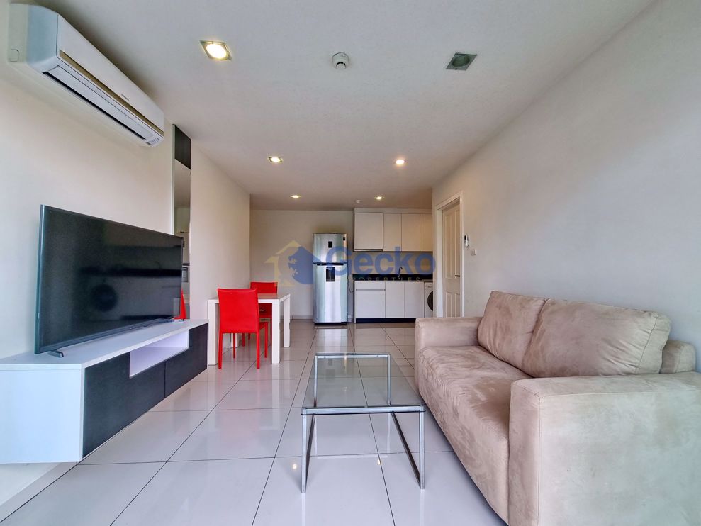 1 Bedroom Condo in Art on the Hill Pratumnak C009825 (Photo 2)