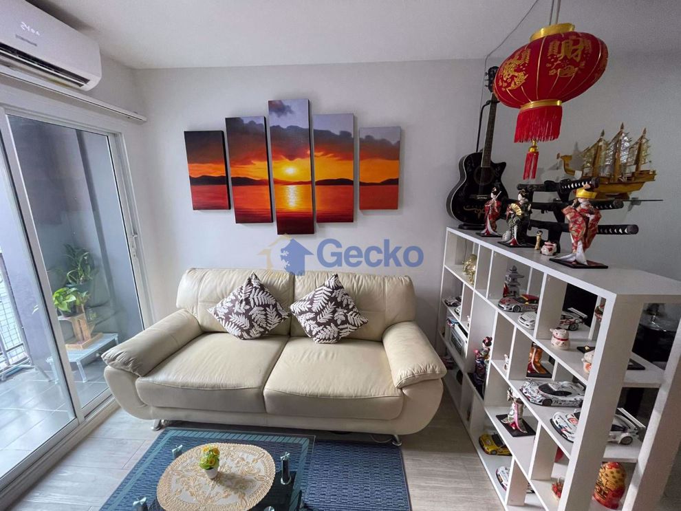 1 ห้องนอน คอนโดมิเนี่ยม in Sfifty Condominium พัทยาใต้ C009843 (Photo 1)