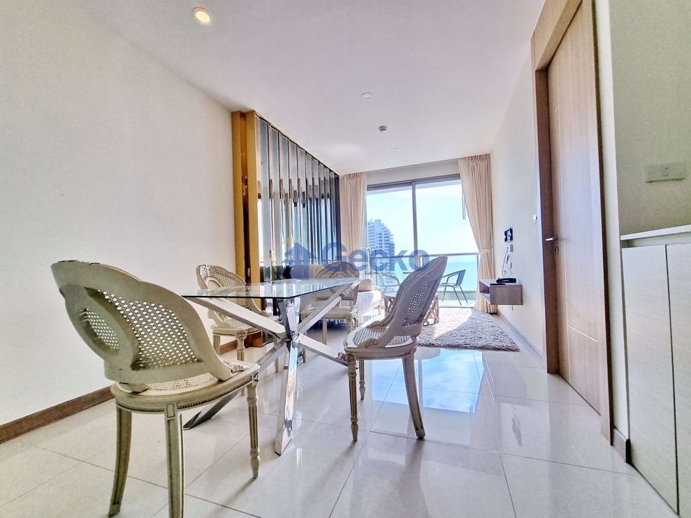 1 Bedroom Condo in The Riviera Jomtien Jomtien C009846 (Photo 3)