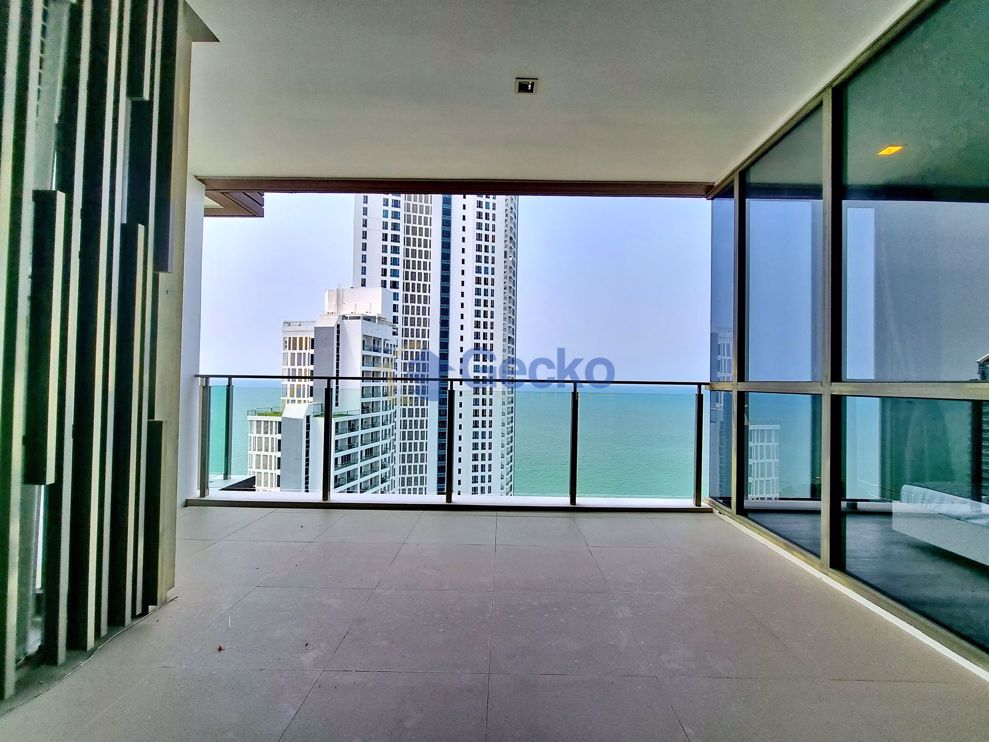 3 Bedrooms Condo in Baan Plai Haad Pattaya Wongamat C009849 (Photo 2)