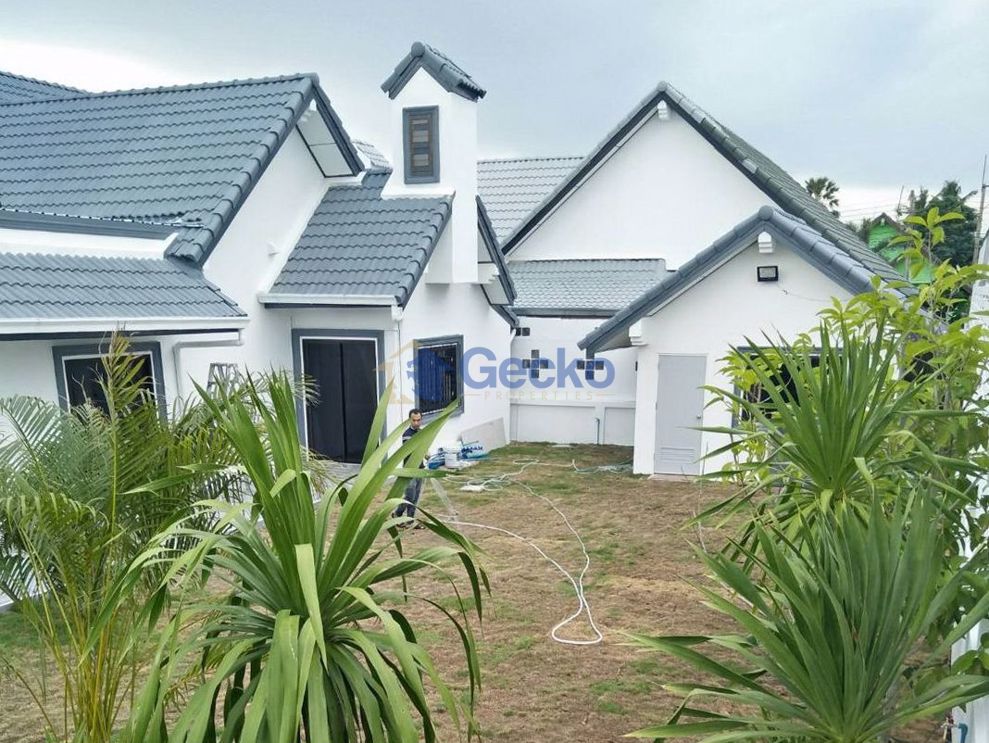 3 Bedrooms House in Natheekarn Park View  East Pattaya H009850 (Photo 3)