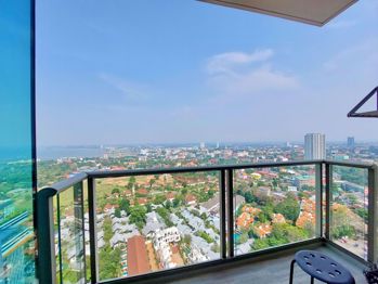 1 Bedroom Condo in The Riviera Wong Amat Beach Wongamat C009853