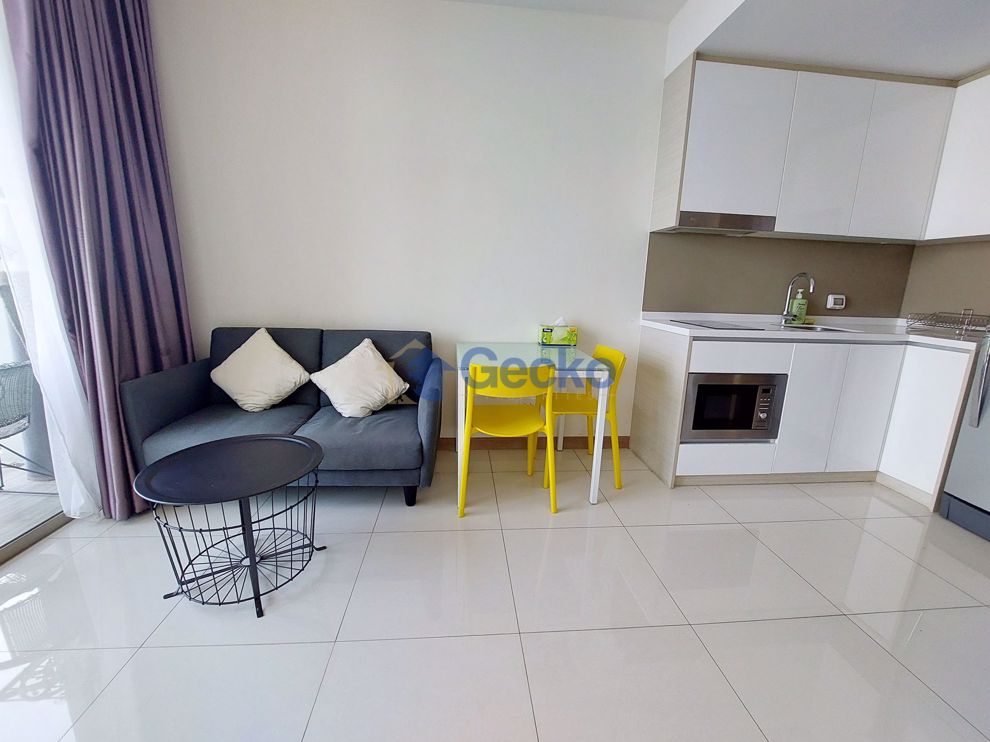 1 ห้องนอน คอนโดมิเนี่ยม in The Riviera Wongamat วงศ์อมาตย์ C009853 (Photo 2)