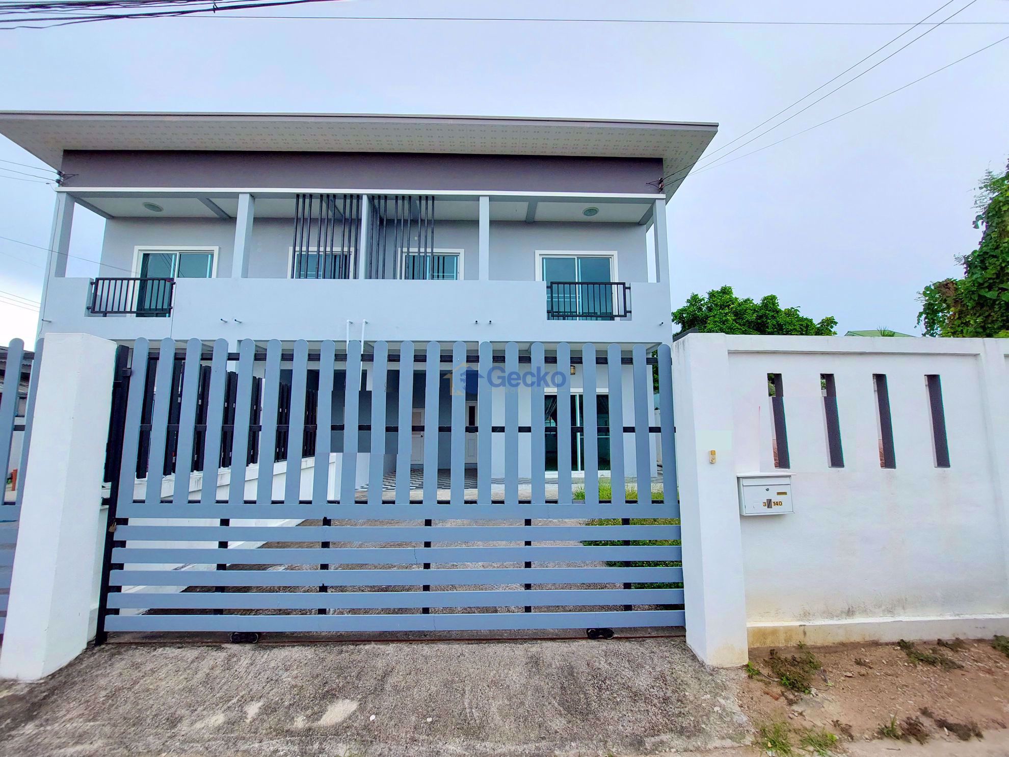 3 ห้องนอน บ้าน  พัทยาตะวันออก H009881