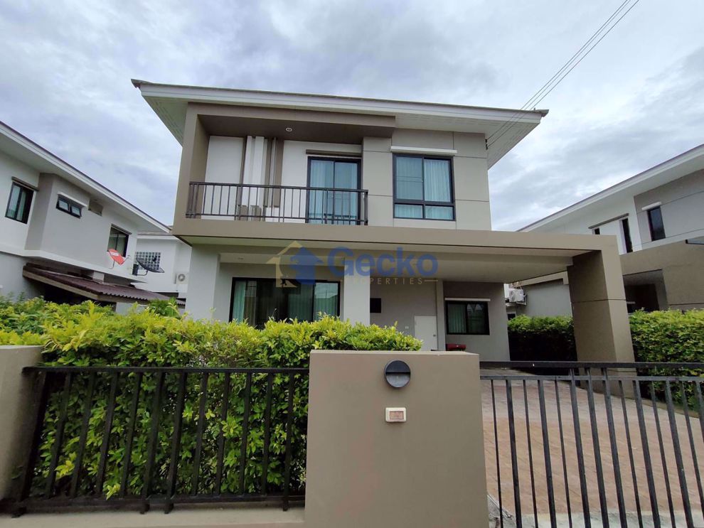 3 Bedrooms House in H Living Life  East Pattaya H009936 (Cover Photo)
