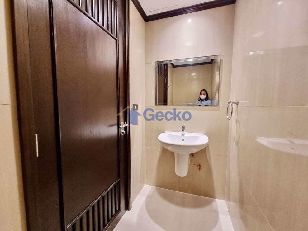 1 Bedroom Condo in Prime Suites Central Pattaya C009947 (Photo 4)