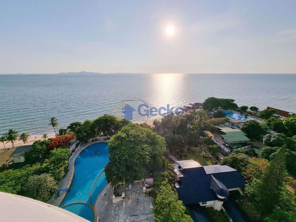 3 Bedrooms Condo in Park Beach  Wongamat C004525 (Cover Photo)