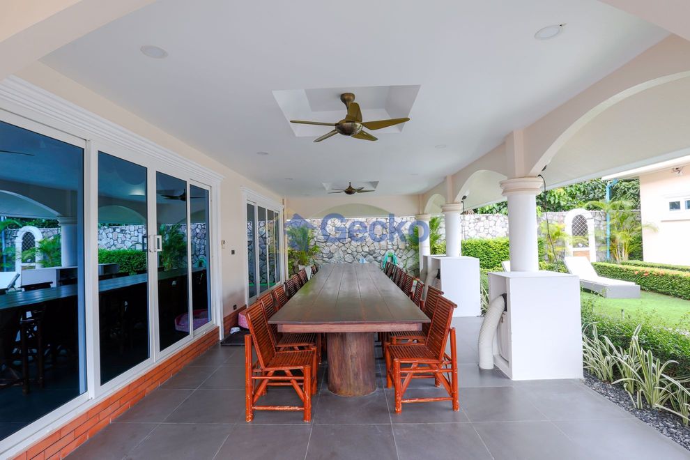 7 Bedrooms House  East Pattaya H009957 (Photo 4)