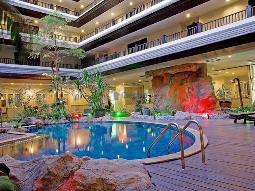 2 ห้องนอน คอนโดมิเนี่ยม in Nirvana Place พัทยาใต้ C009960 (Photo 1)
