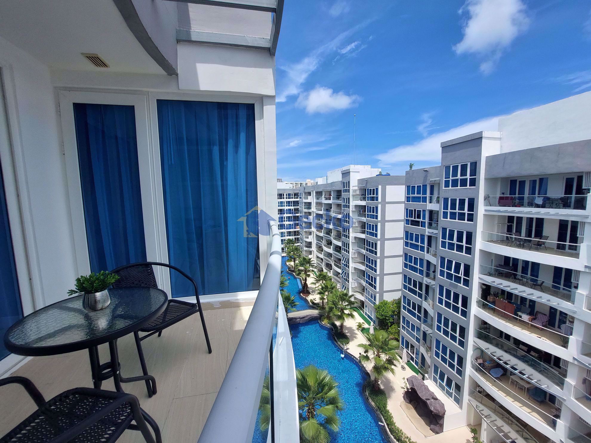 1 Bedroom Condo in Grand Avenue Central Pattaya C009977