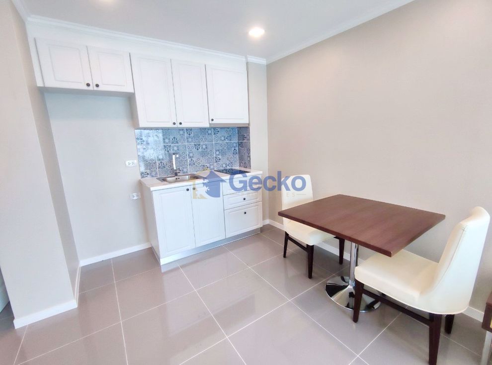 1 Bedroom Condo in The Orient Resort and Spa Jomtien C009381 (Photo 4)
