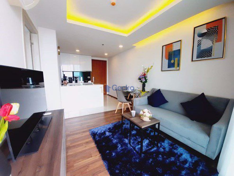1  Bedroom bed in Condo in The Peak Towers in Pratumnak C009237 (Photo 4)