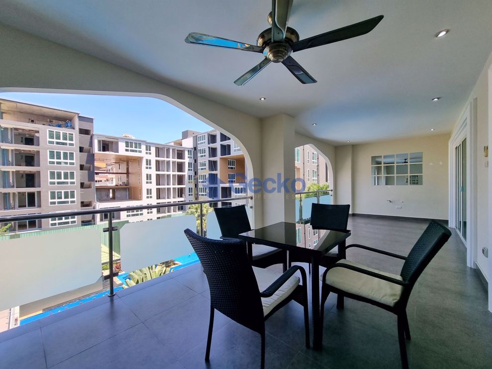 2 Bedrooms Condo in Tudor Court Pratumnak C002864 (Photo 1)