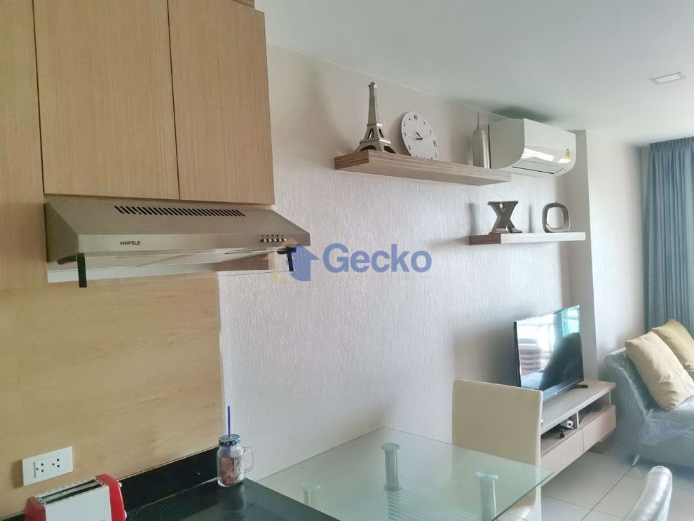 1 Bedroom Condo in The Peak Towers Pratumnak C010075 (Photo 4)