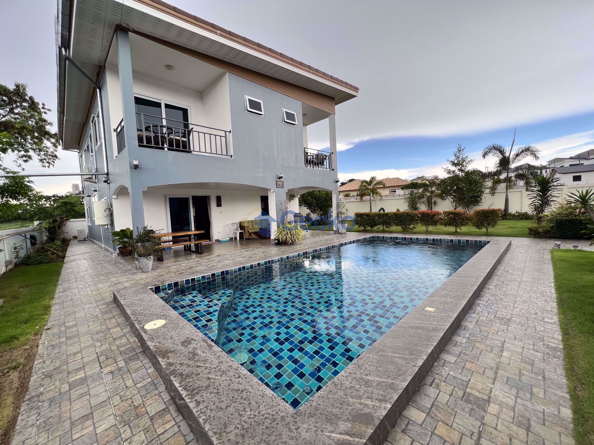 5 ห้องนอน บ้าน  ห้วยใหญ่ H010104