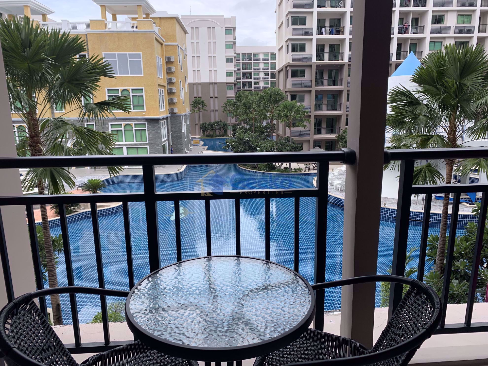 2 Bedrooms Condo in Arcadia Beach Continental South Pattaya C010121