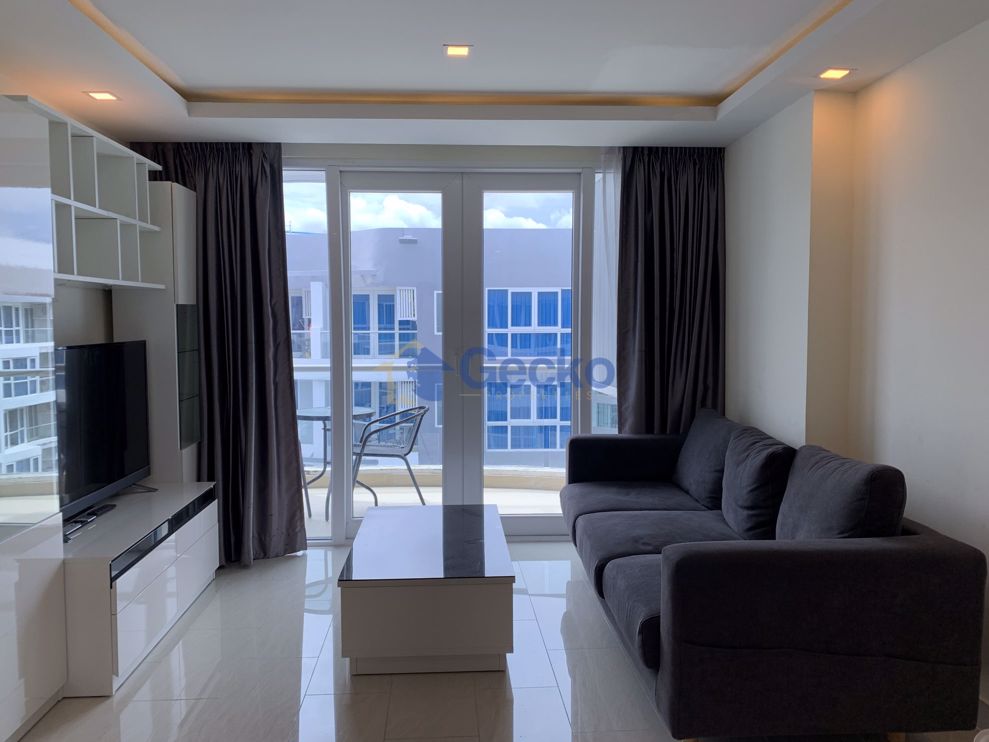 2 Bedrooms Condo in Grand Avenue Central Pattaya C010122 (Photo 2)