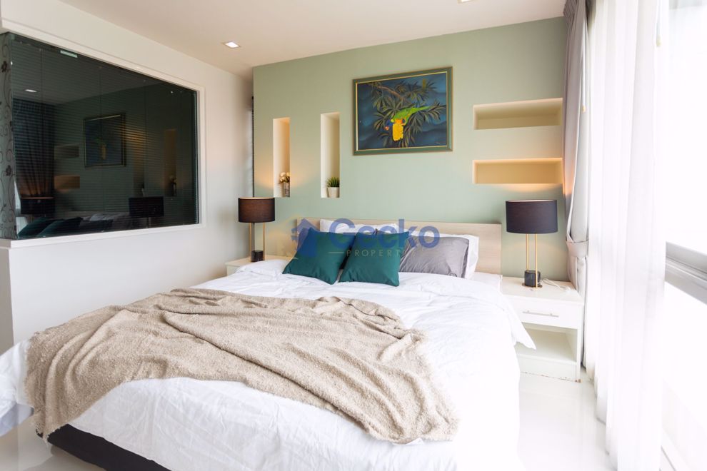 2 Bedrooms Condo in The Urban Central Pattaya C010129 (Photo 4)