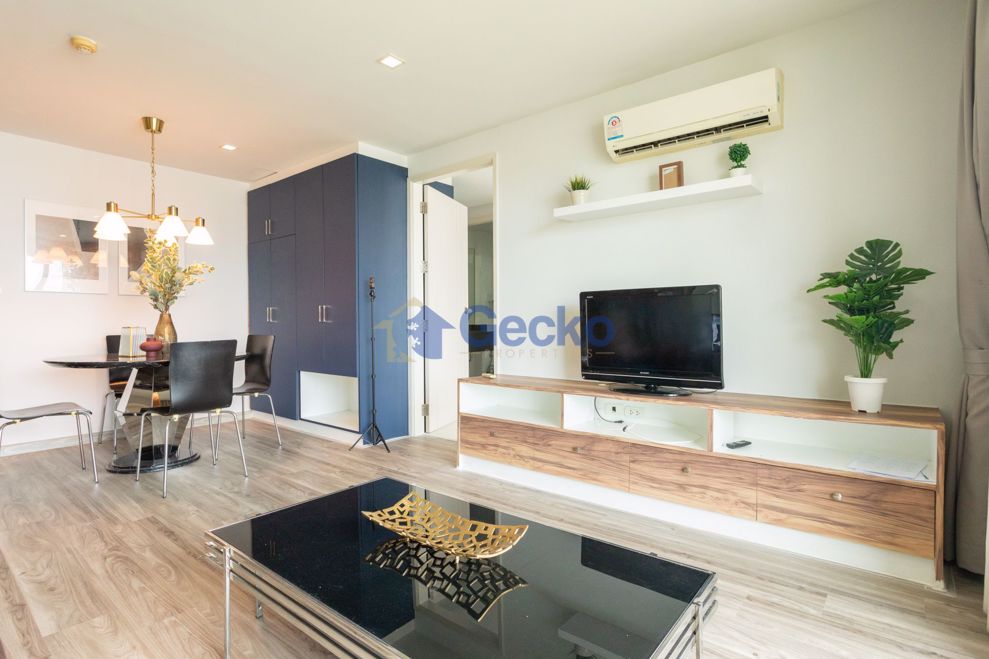 2 Bedrooms Condo in The Urban Central Pattaya C010129 (Photo 3)