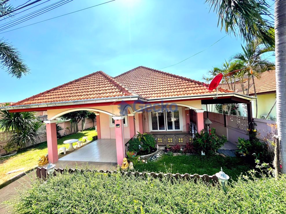 2 Bedrooms House in Supanuch Village   East Pattaya H010143 (Cover Photo)