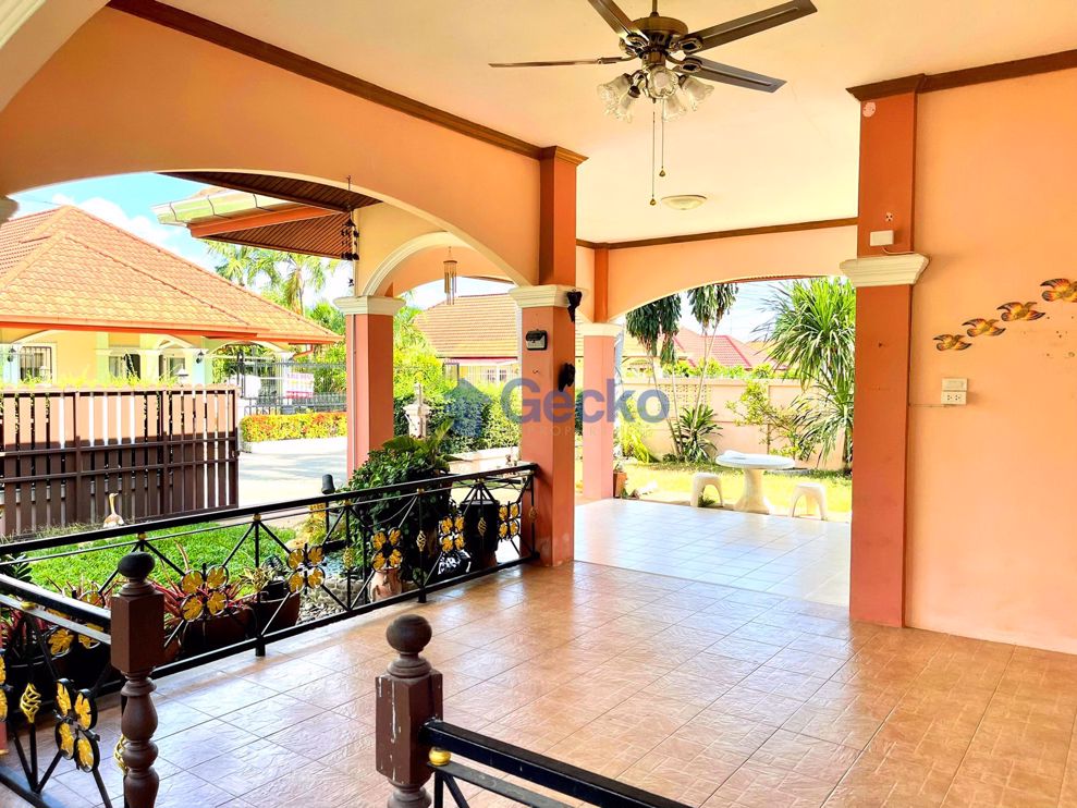 2 Bedrooms House in Supanuch Village   East Pattaya H010143 (Photo 4)