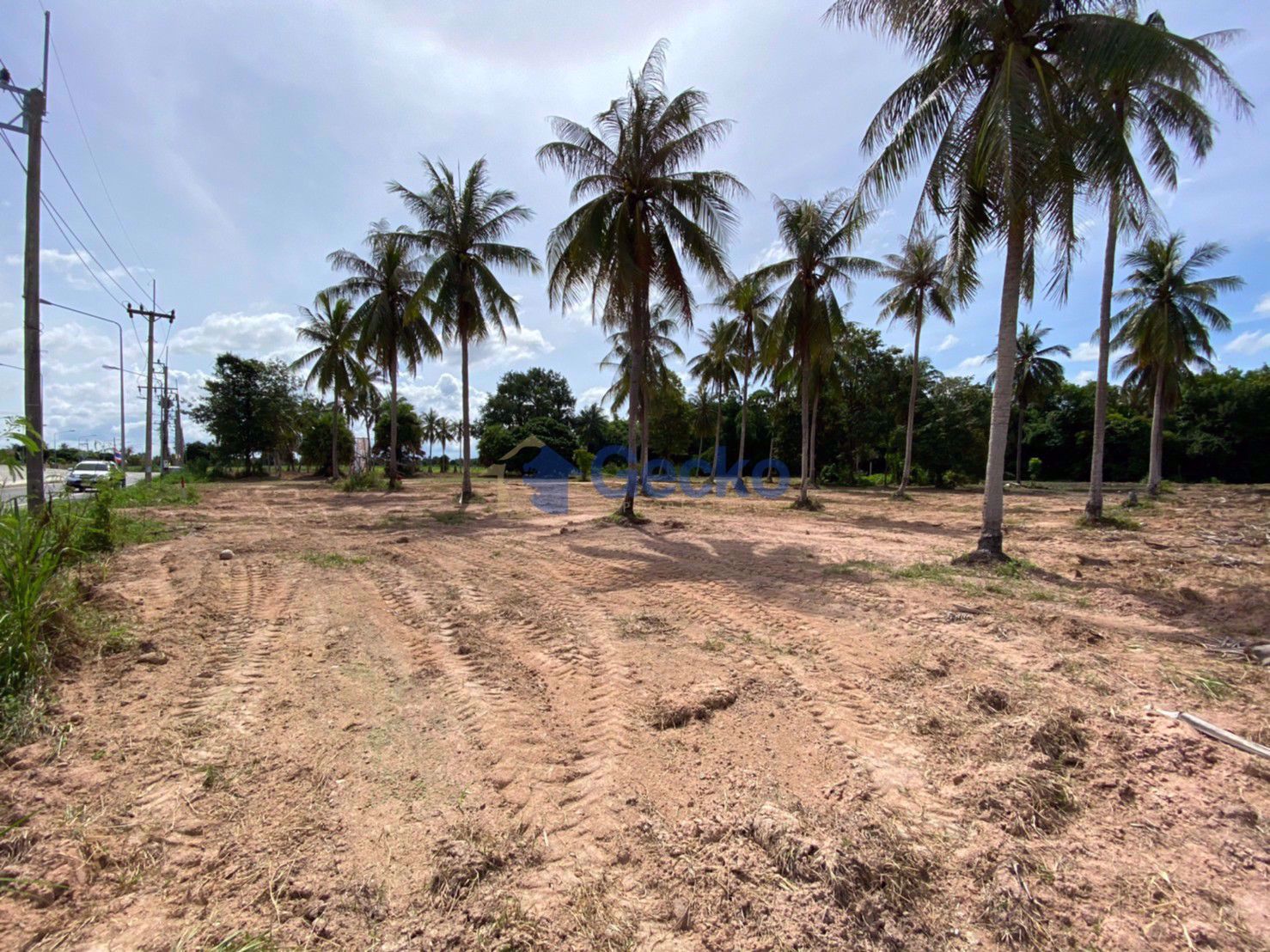 Land available in Huay Yai L010146