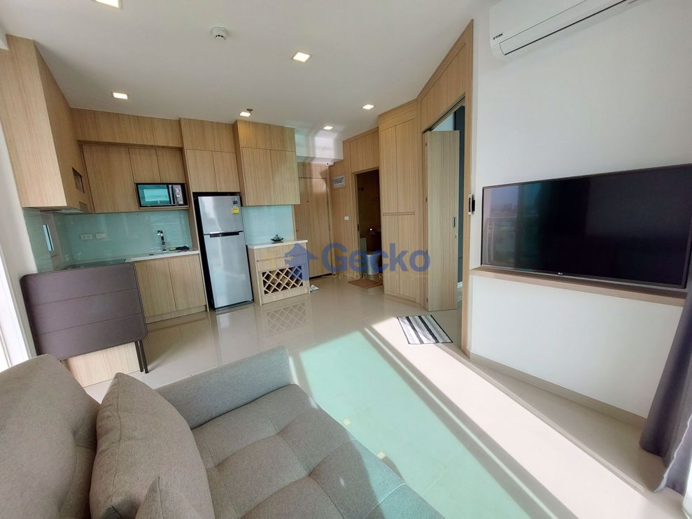 1 Bedroom Condo in City Garden Tower South Pattaya C010151 (Photo 3)