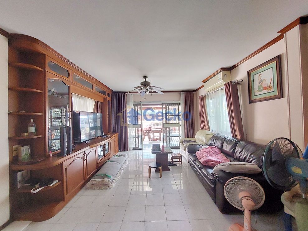 3 ห้องนอน บ้าน  พัทยาใต้ H010156 (Photo 2)