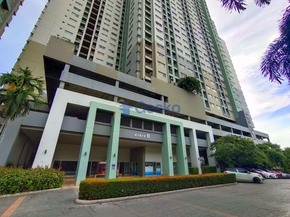 1 Bedroom Condo in Lumpini Condotown North Pattaya C010158 (Photo 1)