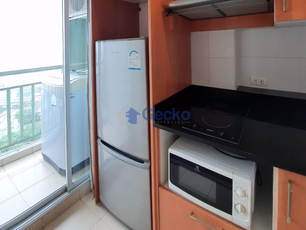 2 ห้องนอน คอนโดมิเนี่ยม in ลุมพินี คอนโดมิเนี่ยม พัทยาเหนือ C010159 (Photo 3)