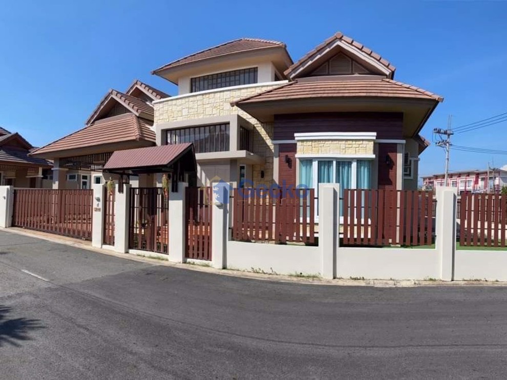 3 ห้องนอน บ้าน in Sirisa 16  พัทยาตะวันออก H010171 (Photo 2)