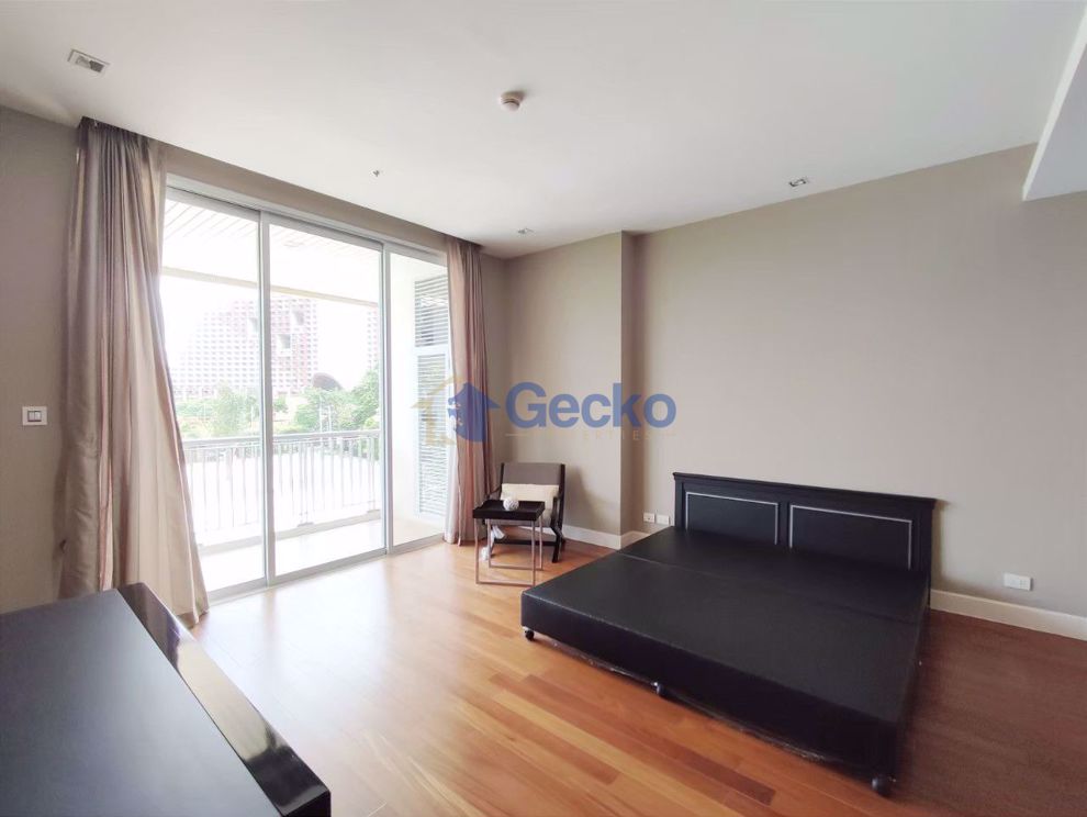 1 Bedroom Condo in The Cove Pattaya Wongamat C010192 (Photo 3)