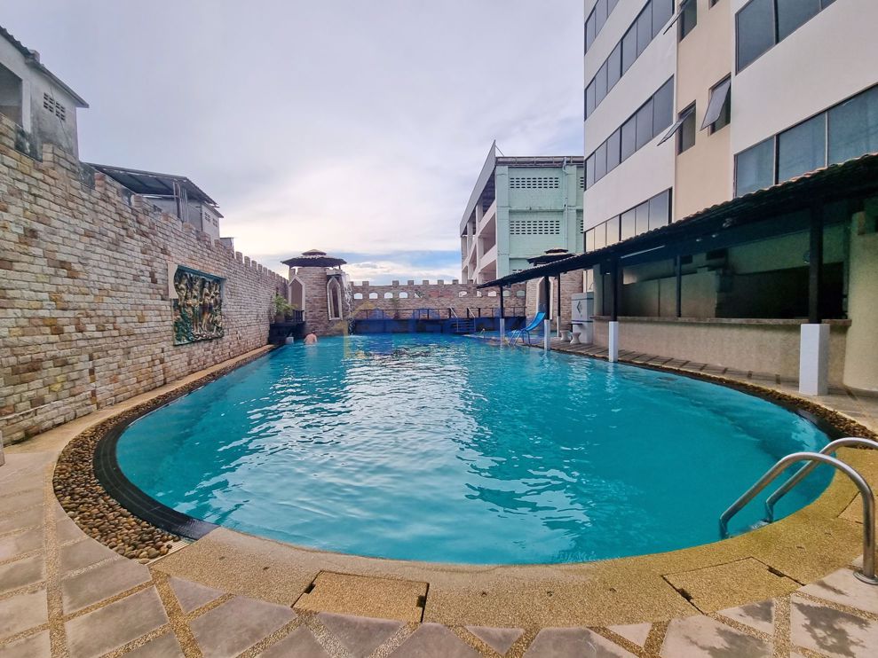 1 ห้องนอน คอนโดมิเนี่ยม in Center Condotel พัทยาใต้ C010233 (Photo 1)
