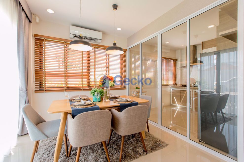 3 Bedrooms House in The Delight Cozy  East Pattaya H010236 (Photo 3)