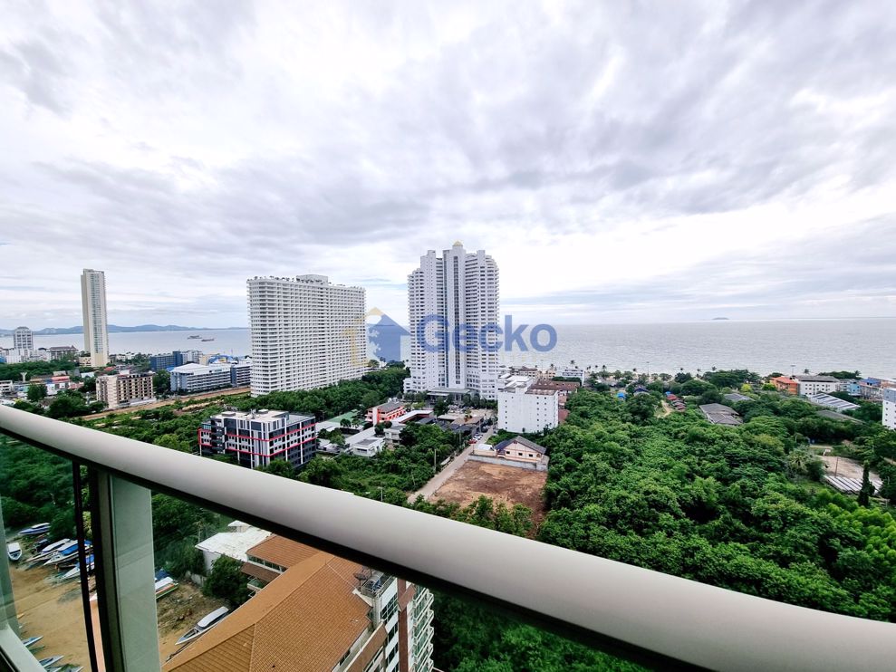 1 ห้องนอน คอนโดมิเนี่ยม in The Riviera Jomtien จอมเทียน C010246 (Photo 1)