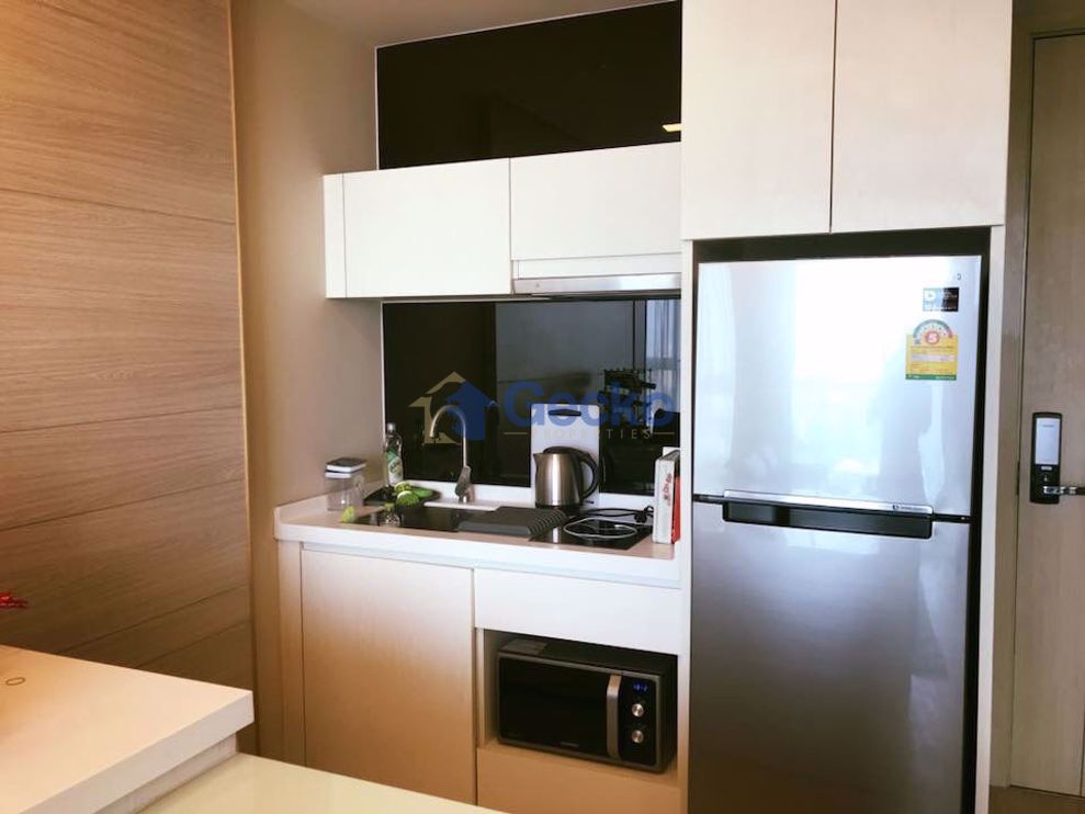 1 Bedroom Condo in Cetus Jomtien C010255 (Photo 1)