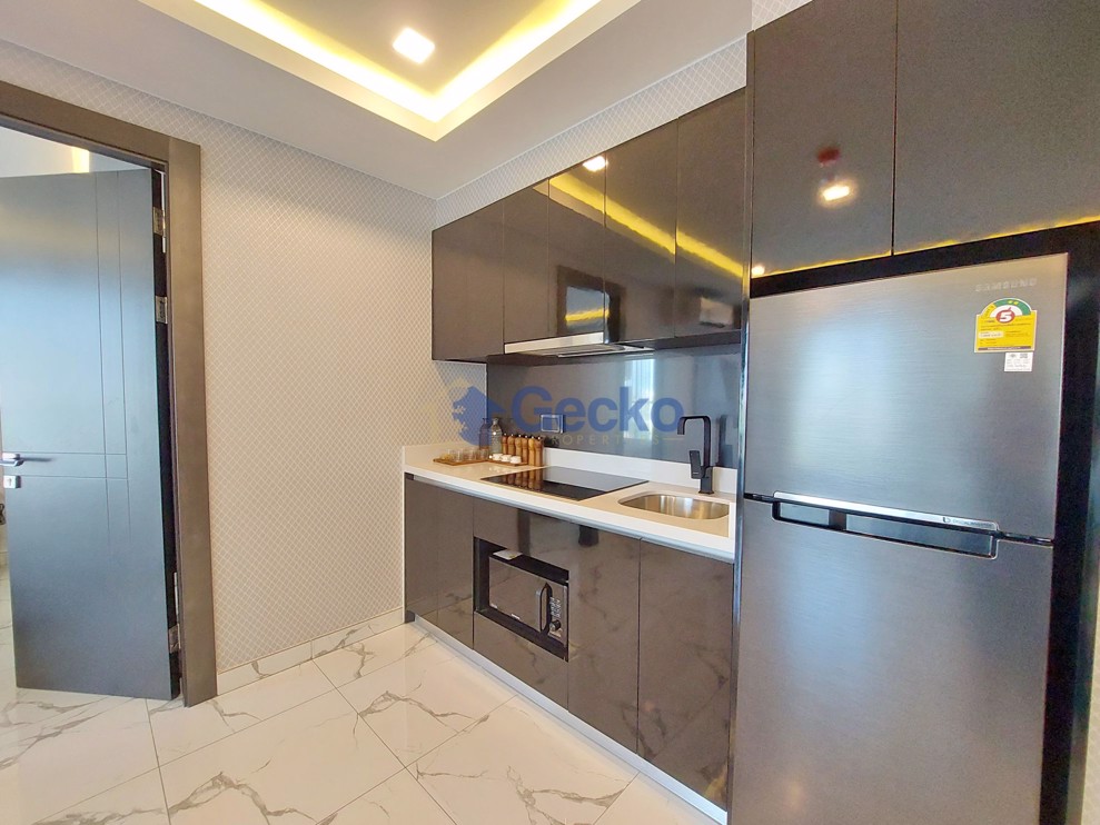 2 Bedrooms Condo in Arcadia Millennium Tower South Pattaya C005282 (Photo 2)